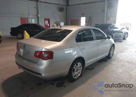 2007 Volkswagen Jetta Wolfsburg Edition from USA, damaged, VIN 3VWEF71K47M068805